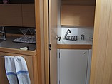 2015 Beneteau Oceanis 38 Cruiser Photo #9
