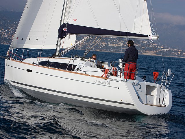15 Beneteau Oceanis 31