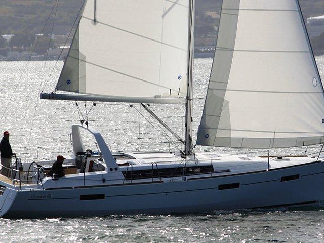 15 Beneteau Oceanis 41