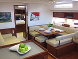 2015 Beneteau Oceanis 55 Photo #8