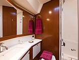 2015 Beneteau Oceanis 60 Photo #32