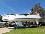 15 Beneteau Sense 43