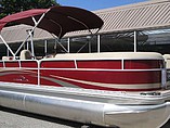 15 Bennington 2075 Gl