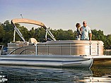 15 Bennington 2075 Gl