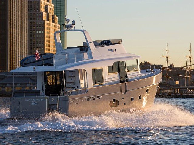 15 Beneteau Swift Trawler 50