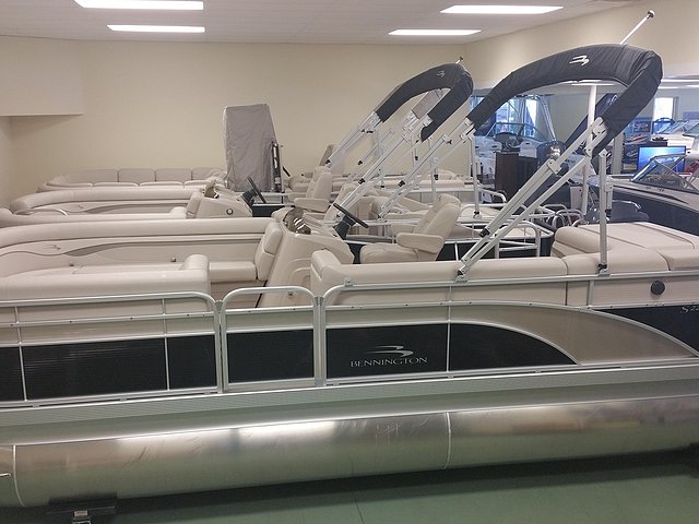 2015 Bennington 22 Slx Photo