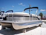 15 Bennington 2275gcw