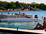 15 Bennington 2550 Gsr