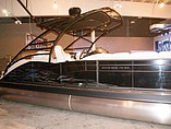 2015 Bennington 2575qcw Black Out Edition Photo #20