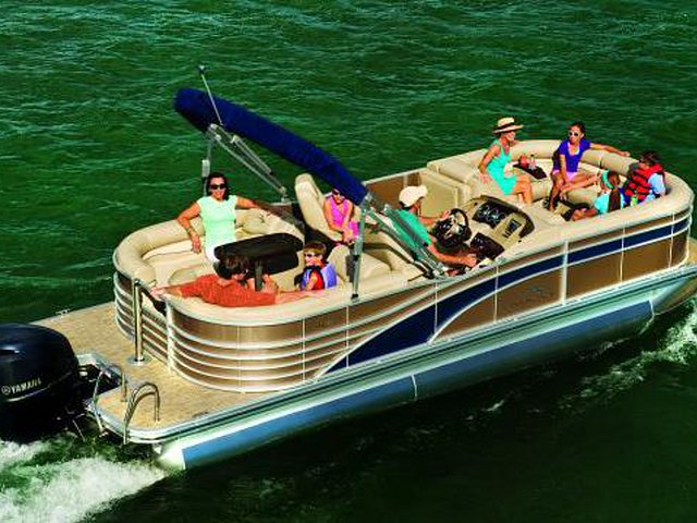 2015 Bennington 2350 Rsr Photo