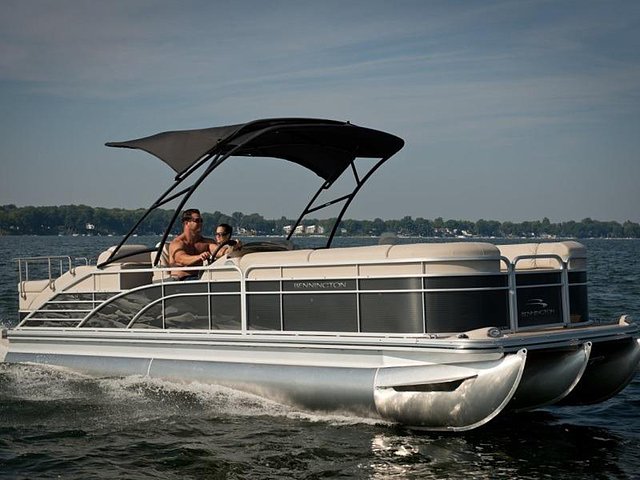 2015 Bennington 24 Scwx Photo