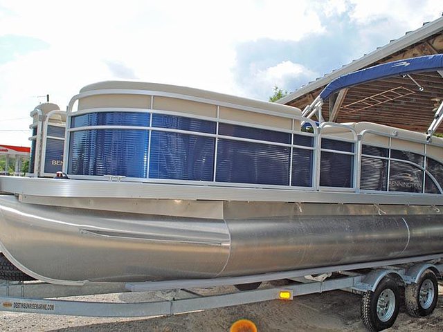 2015 Bennington 24 Sl Photo