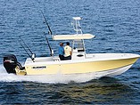 2015 Bluewater 2350 Center Console Photo #2