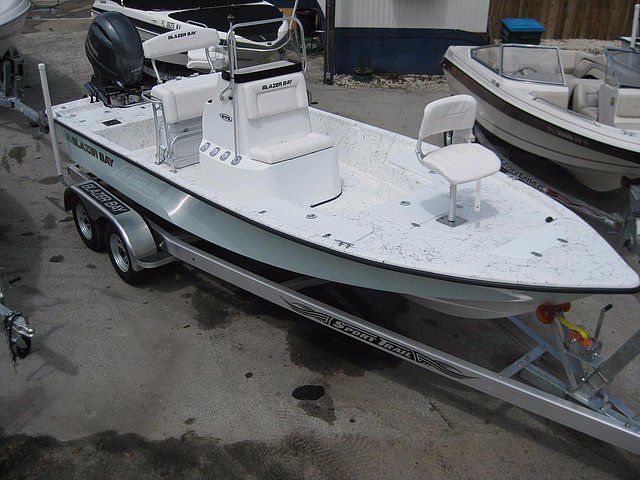 2015 Blazer 2170 Photo