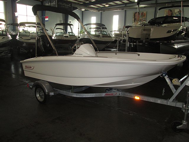 2015 Boston Whaler 130 Super Sport Photo