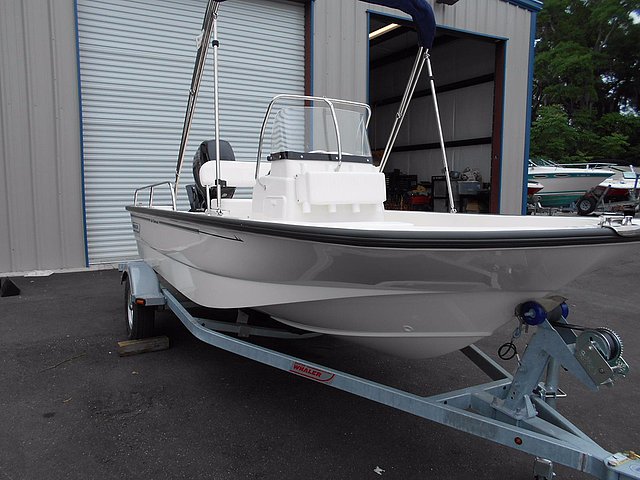 2015 Boston Whaler 150 Montauk Photo