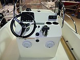 2015 Boston Whaler 170 Dauntless Photo #5