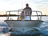 2015 Boston Whaler 170 Montauk Photo #3