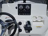 2015 Boston Whaler 180 Dauntless Photo #11