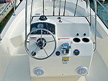 2015 Boston Whaler 190 Montauk Photo #6