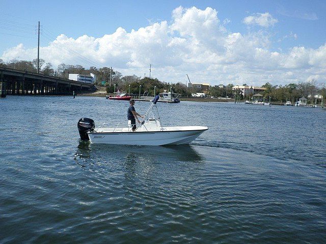2015 Boston Whaler 170 Montauk Photo