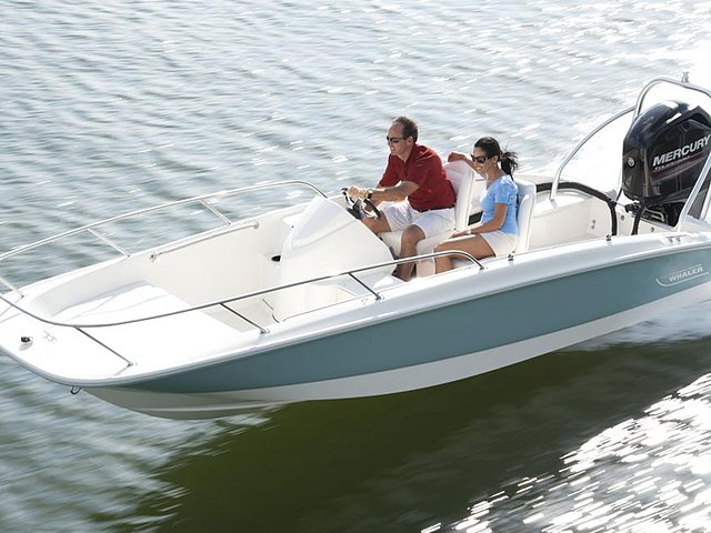 2015 Boston Whaler 170 Super Sport Photo
