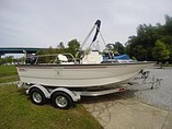 15 Boston Whaler 190 Montauk