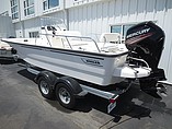 2015 Boston Whaler 190 Montauk Photo #2