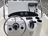 2015 Boston Whaler 190 Outrage Photo #2
