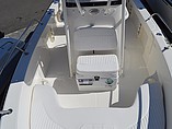 2015 Boston Whaler 190 Outrage Photo #5