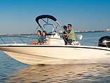 2015 Boston Whaler 210 Dauntless Photo #2