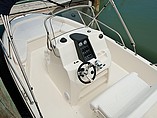 2015 Boston Whaler 210 Dauntless Photo #6