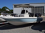 15 Boston Whaler 210 Dauntless