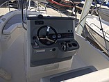 2015 Boston Whaler 210 Dauntless Photo #16
