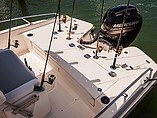 2015 Boston Whaler 210 Dauntless Photo #11