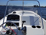 2015 Boston Whaler 210 Montauk Photo #12