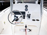 2015 Boston Whaler 220 Outrage Photo #5