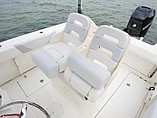 2015 Boston Whaler 220 Outrage Photo #8