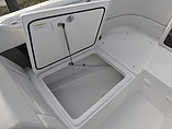 2015 Boston Whaler 230 Vantage Photo #12