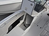 2015 Boston Whaler 230 Vantage Photo #13