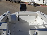 2015 Boston Whaler 230 Vantage Photo #12