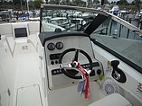 2015 Boston Whaler 230 Vantage Photo #6