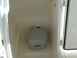 2015 Boston Whaler 230 Vantage Photo #12
