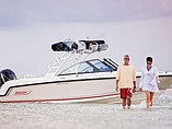 15 Boston Whaler 230 Vantage