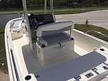 2015 Boston Whaler 240 Dauntless Photo #20