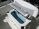 2015 Boston Whaler 240 Dauntless Photo #8