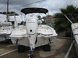 2015 Boston Whaler 240 Dauntless Photo #4