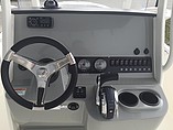 2015 Boston Whaler 240 Dauntless Photo #7