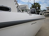 2015 Boston Whaler 240 Dauntless Photo #7
