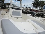 2015 Boston Whaler 240 Dauntless Photo #11
